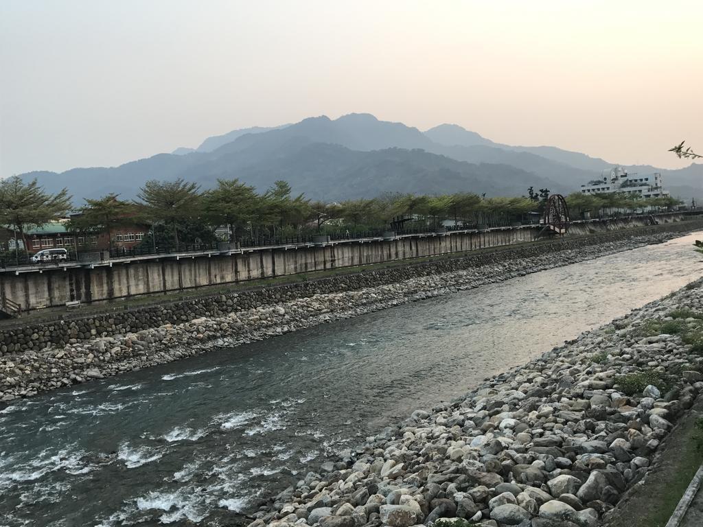 水里河堤咖啡民宿 Shuili Heti Coffee B&B Экстерьер фото